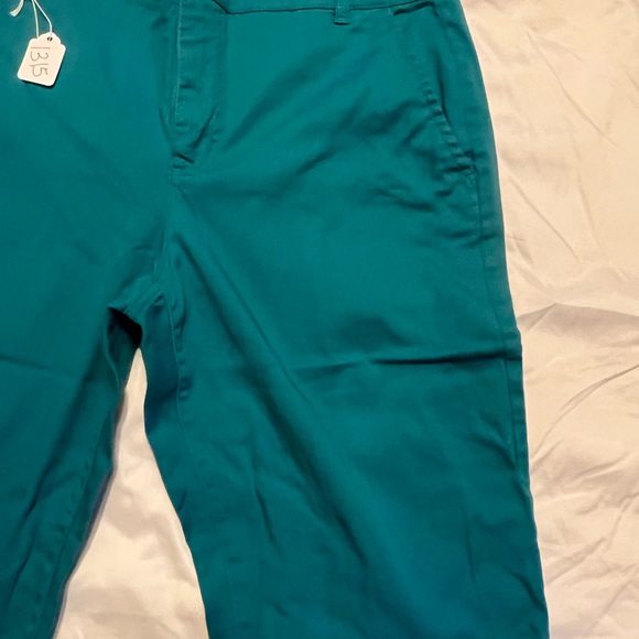 EUC Bandolino capris. Size 12. - Picture 3 of 8